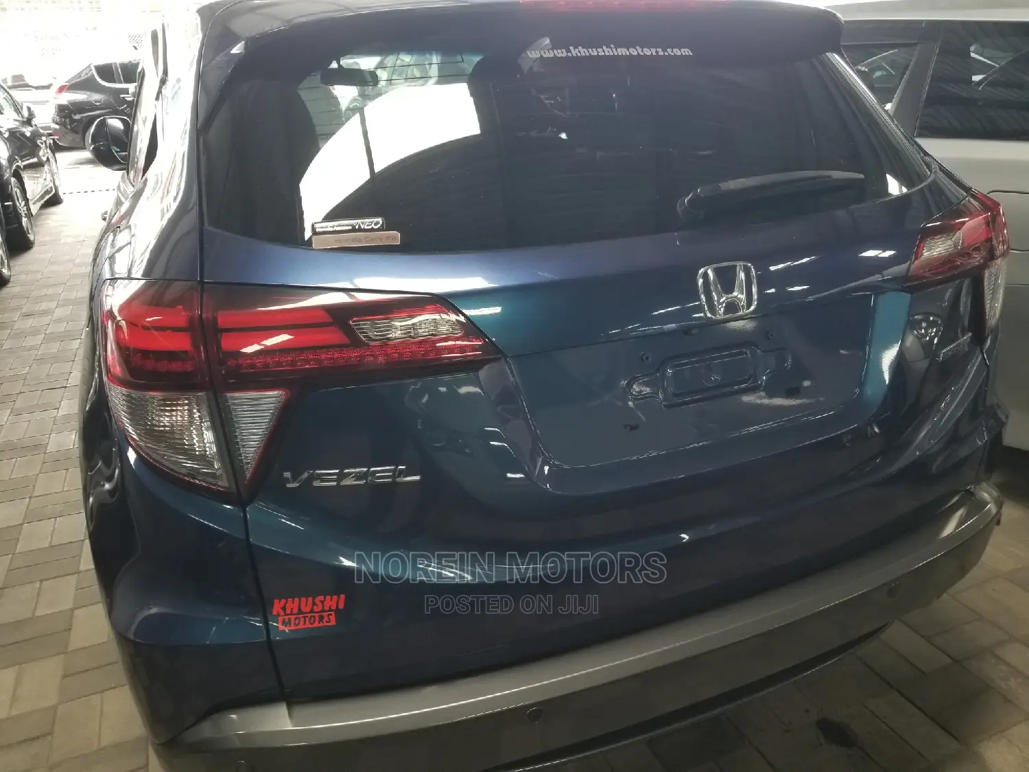 Honda Vezel 1.5 Hybrid 4WD 2014 Blue