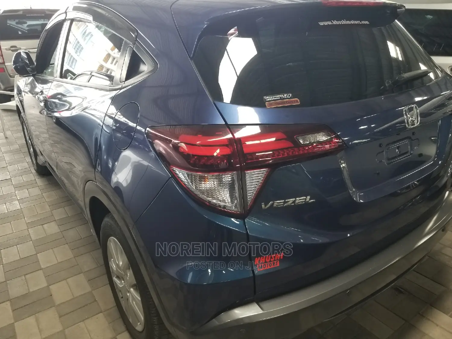 Honda Vezel 1.5 Hybrid 4WD 2014 Blue