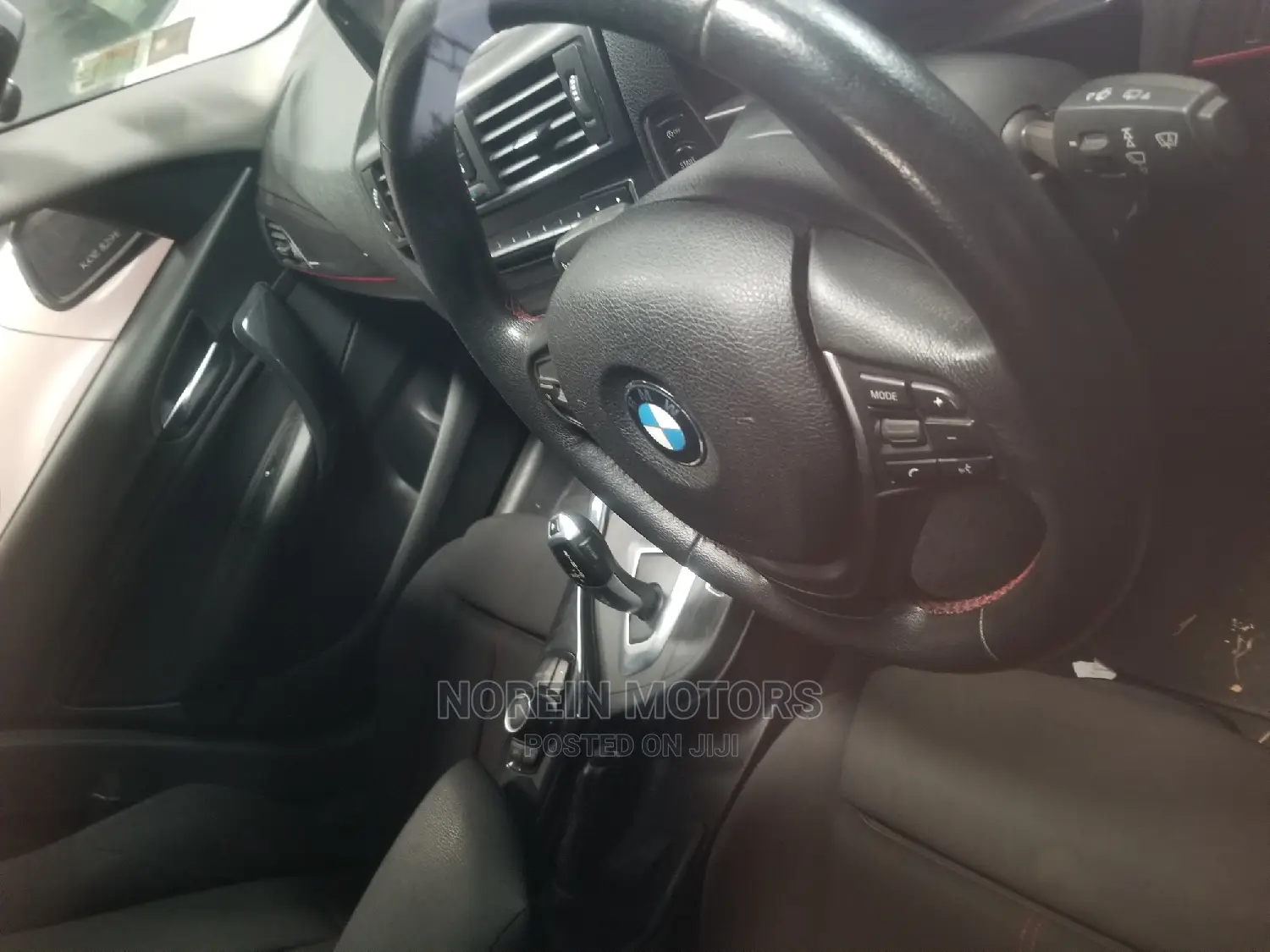 BMW 120i 2014 Red