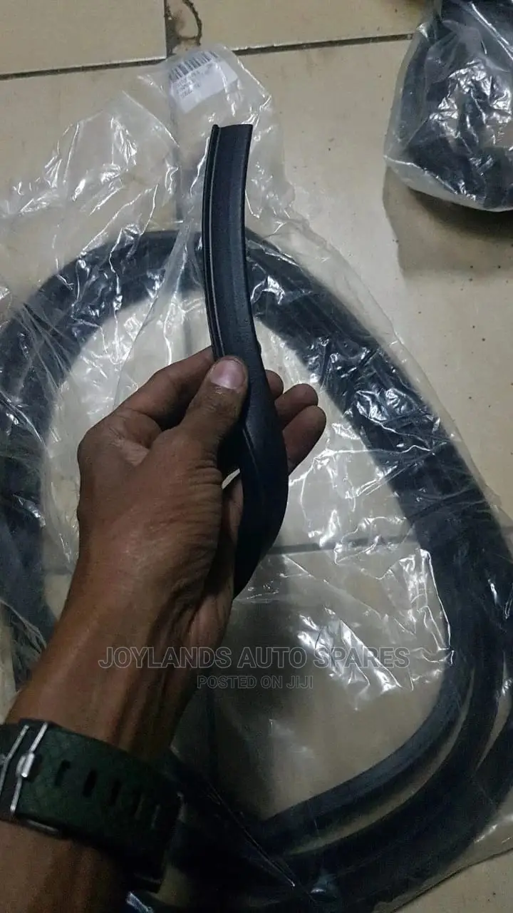 Front Door Rubber Datsun 1200