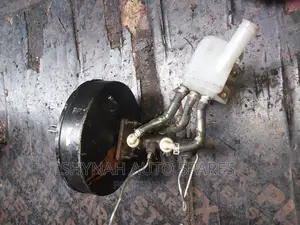 Brake Master Cylinder and Booster Toyota Shark 5l