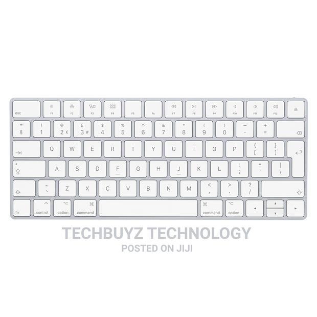 Apple Magic Keyboard With Numeric-british English - thumbnail 3