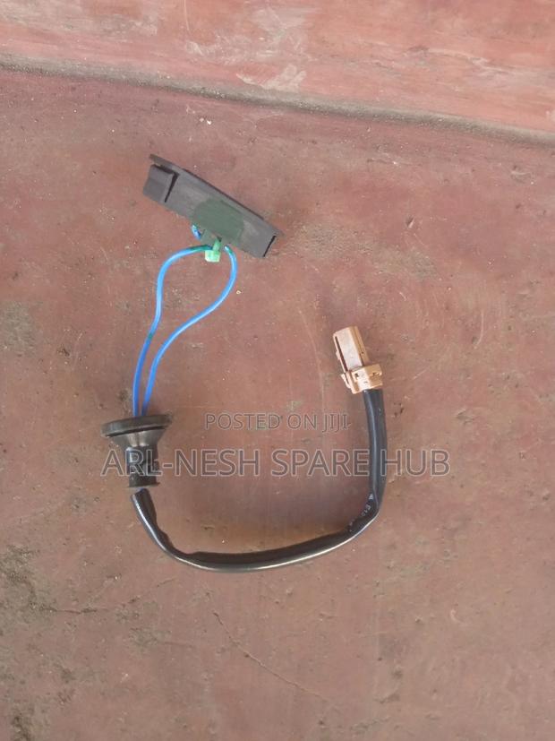 Subaru Boot Sensor (Legacy BR or Forester SH - thumbnail 5