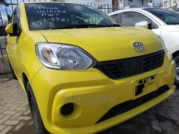 Toyota Passo 1.0 FWD 2014 Yellow