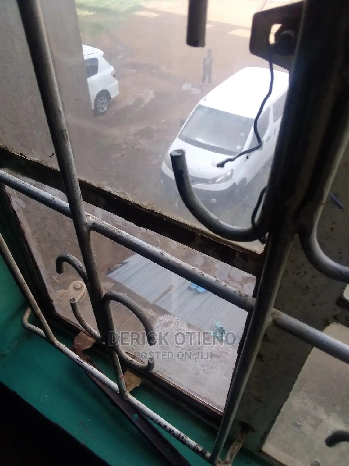 8bdrm Bungalow in Lavington for Rent