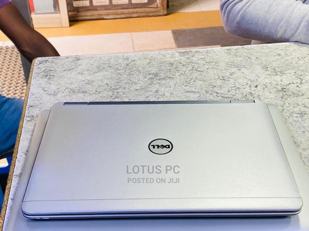 Laptop Dell Latitude E7240 4GB Intel Core I5 SSD 128GB - thumbnail 3