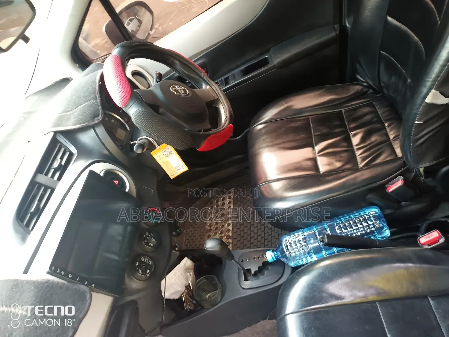 Toyota Vitz 1.3 AWD 3dr 2012 Silver