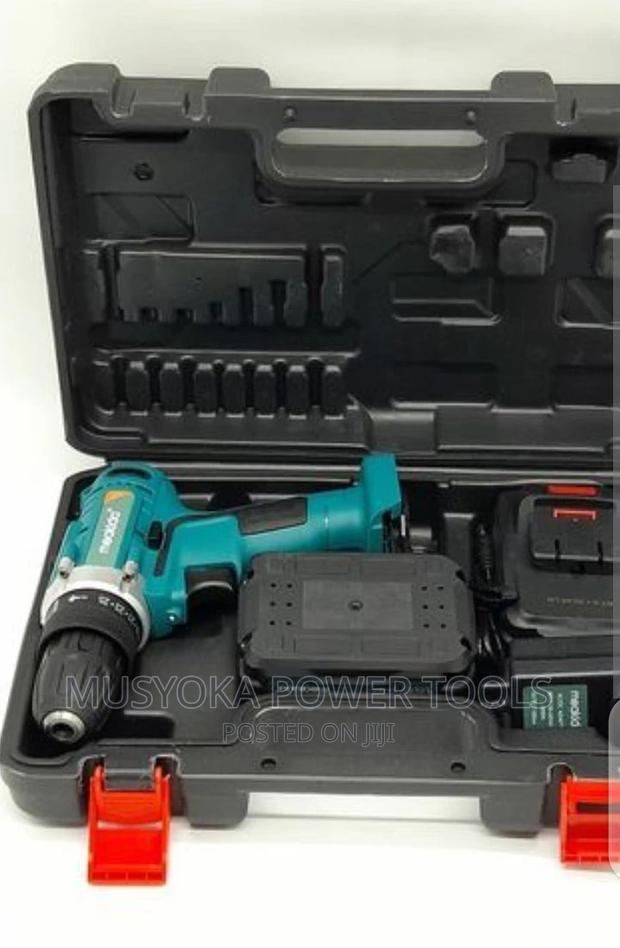 Makita Accessories 18V Cordless 2 Battery Electric Drill