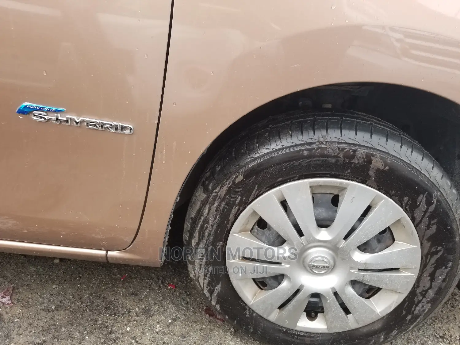 Nissan Serena 2015 Brown