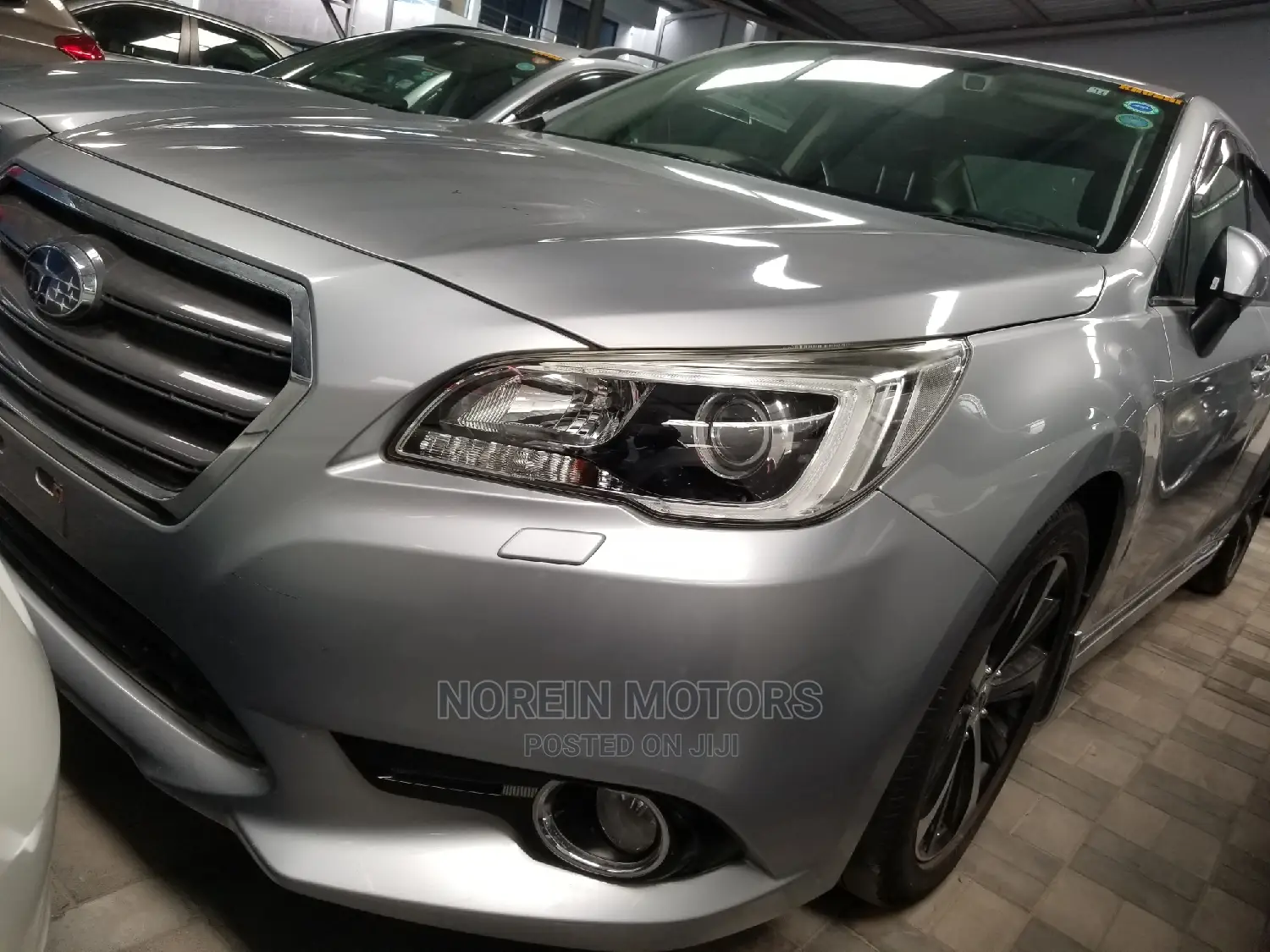 Subaru Legacy 2015 Silver