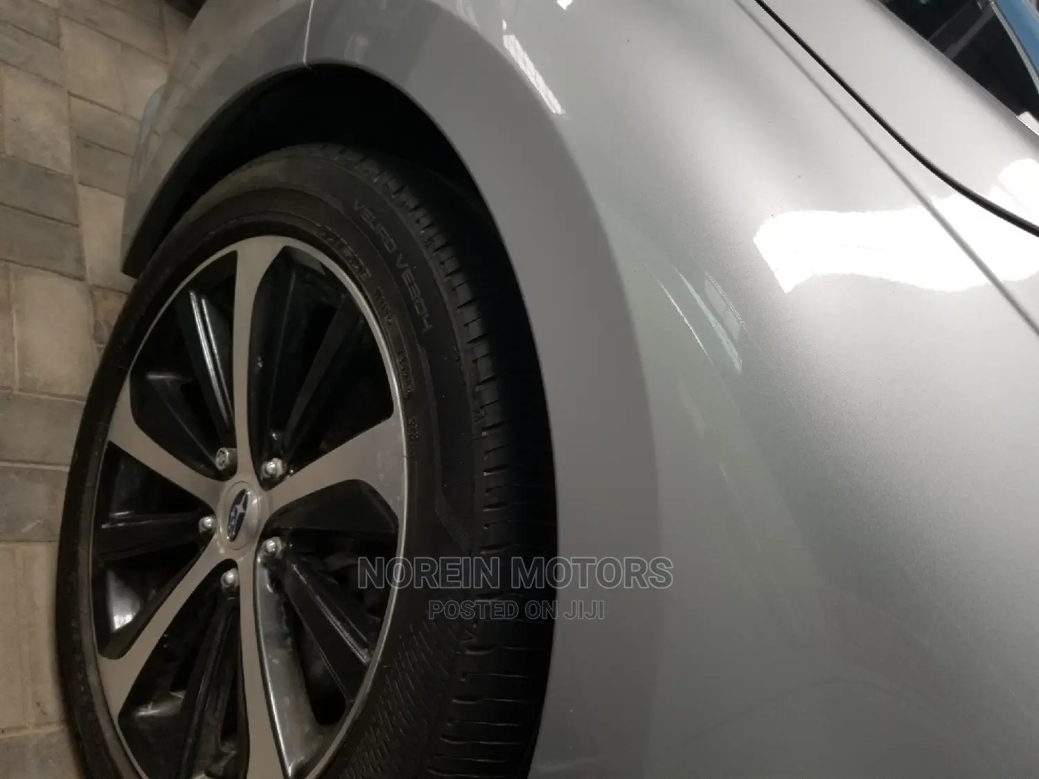 Subaru Legacy 2015 Silver