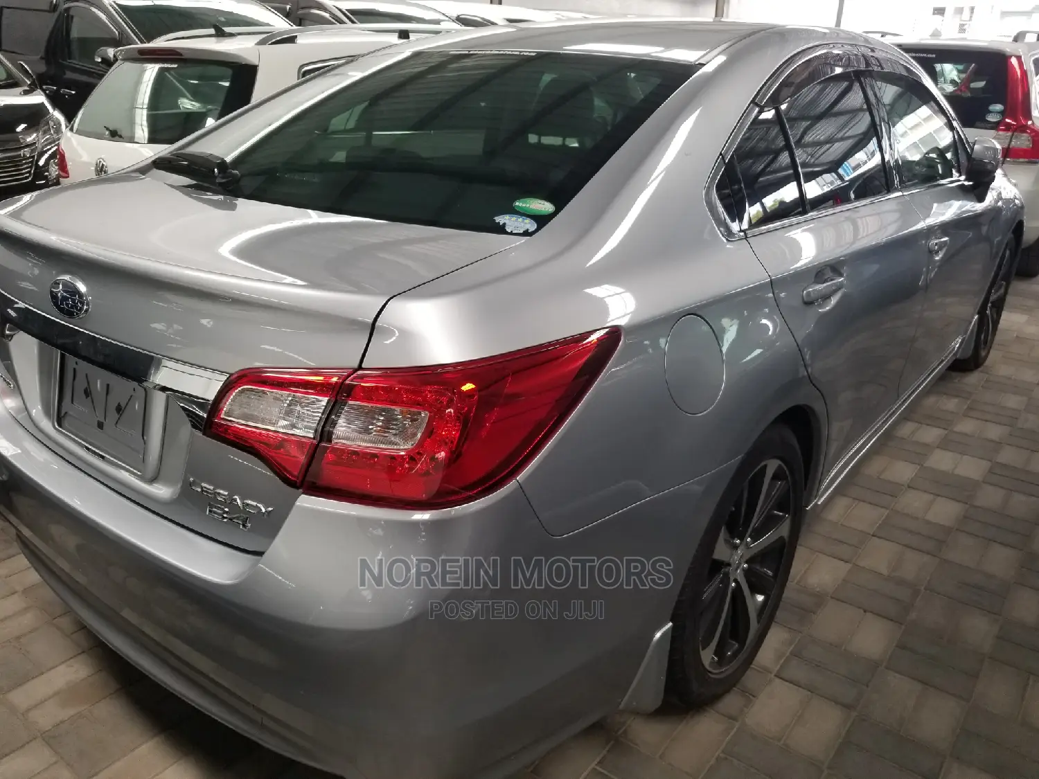 Subaru Legacy 2015 Silver