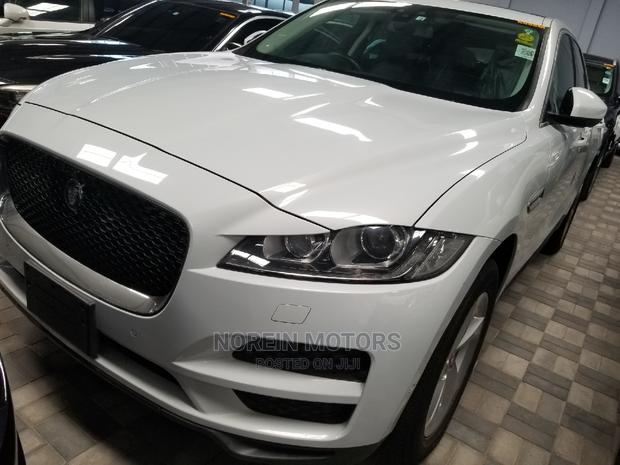 Jaguar F-Pace 20d Prestige 2017 White - main view
