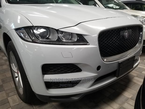 Jaguar F-Pace 20d Prestige 2017 White - thumbnail 2