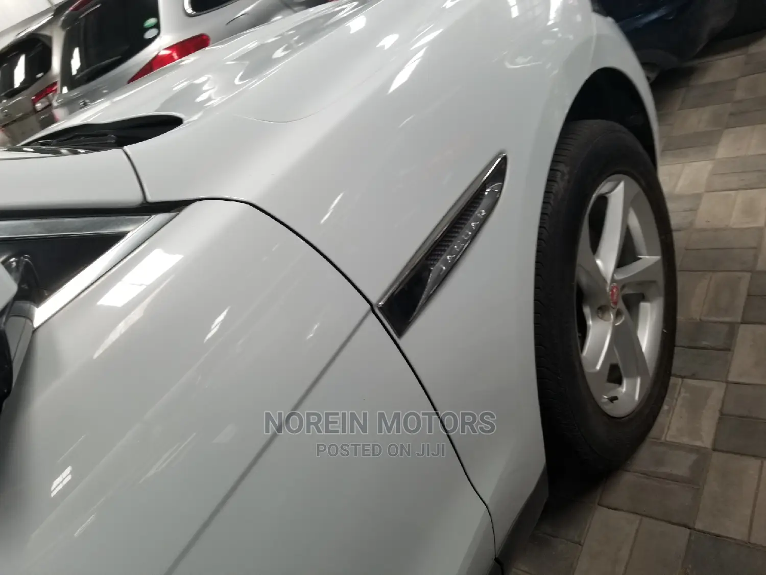 Jaguar F-Pace 20d Prestige 2017 White
