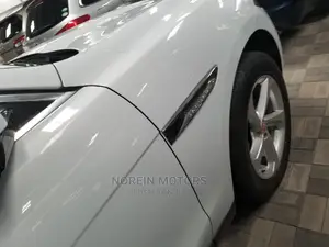 Jaguar F-Pace 20d Prestige 2017 White
