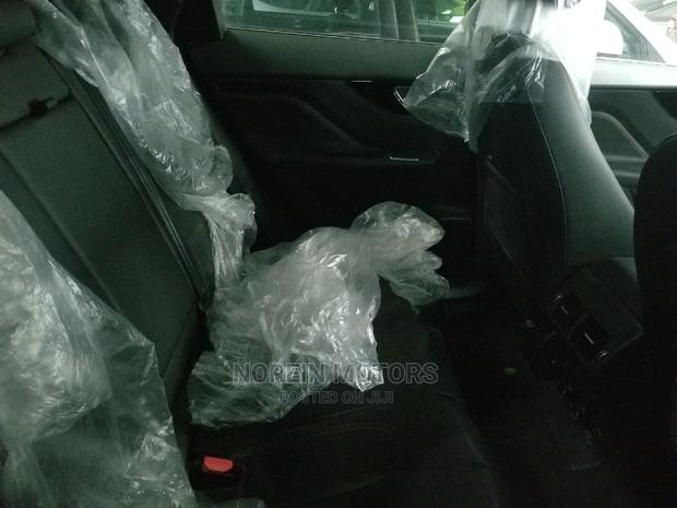 Jaguar F-Pace 20d Prestige 2017 White - thumbnail 7