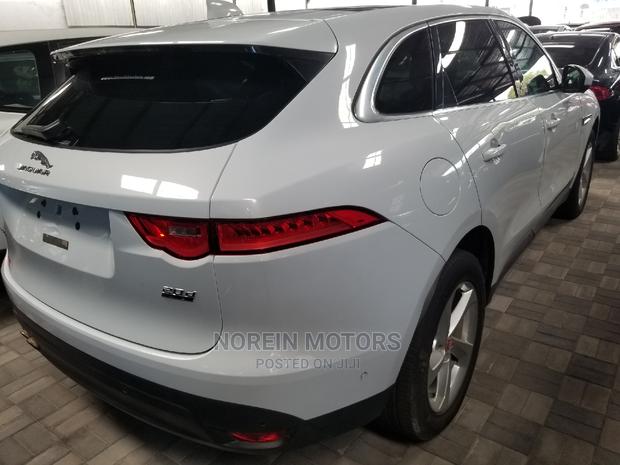 Jaguar F-Pace 20d Prestige 2017 White - thumbnail 9