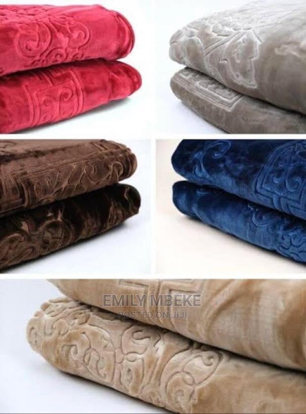 Warm Plain Fleece Blanket - thumbnail 3