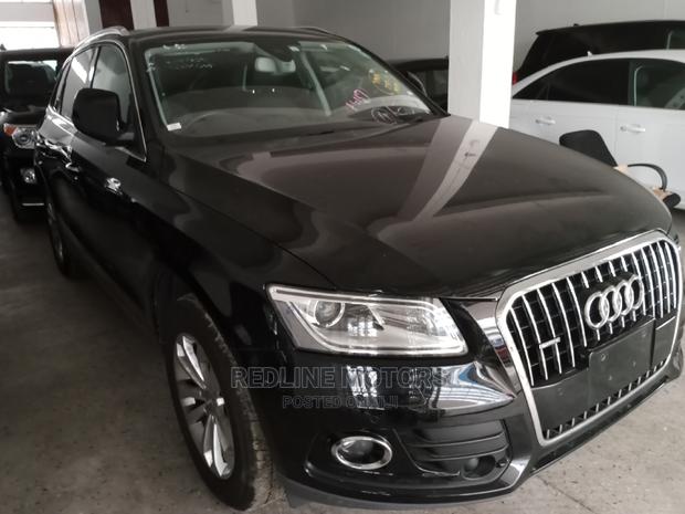 Audi Q5 2016 Black - main view