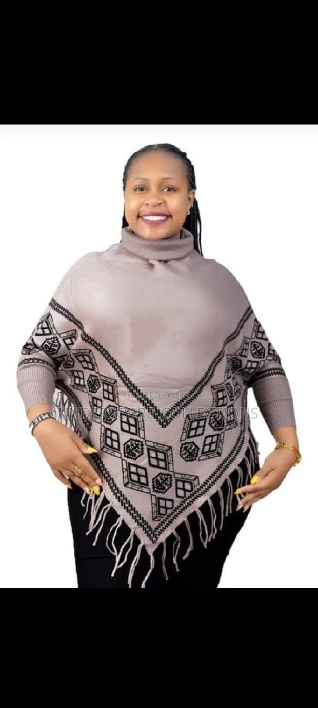 Warm Quality Ponchos - thumbnail 2