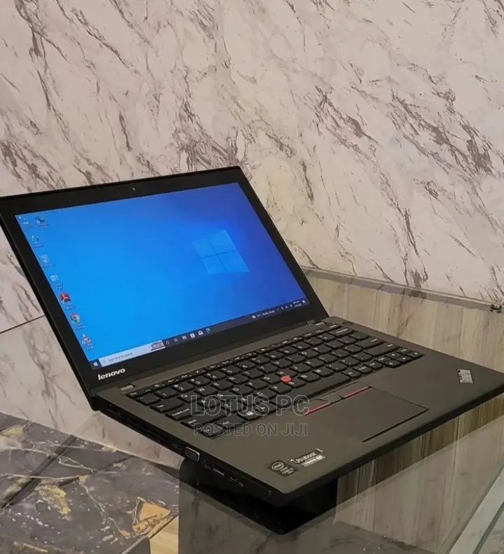 Laptop Lenovo ThinkPad X250 4GB Intel Core I5 HDD 500GB