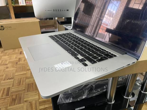 Laptop Apple MacBook Pro 16GB Intel Core I7 SSD 512GB - main view