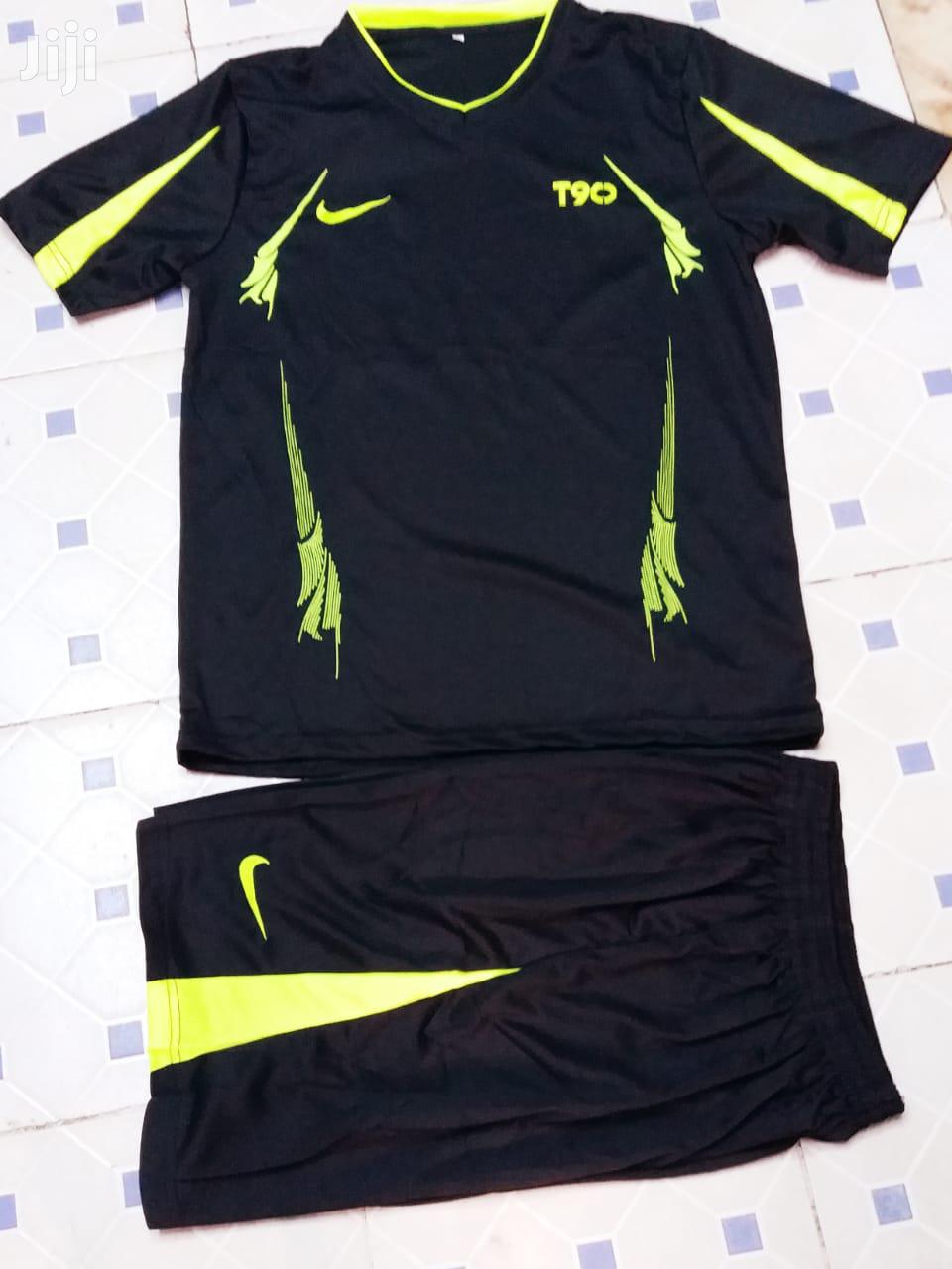 Football Jearsy Uniforms or Kits