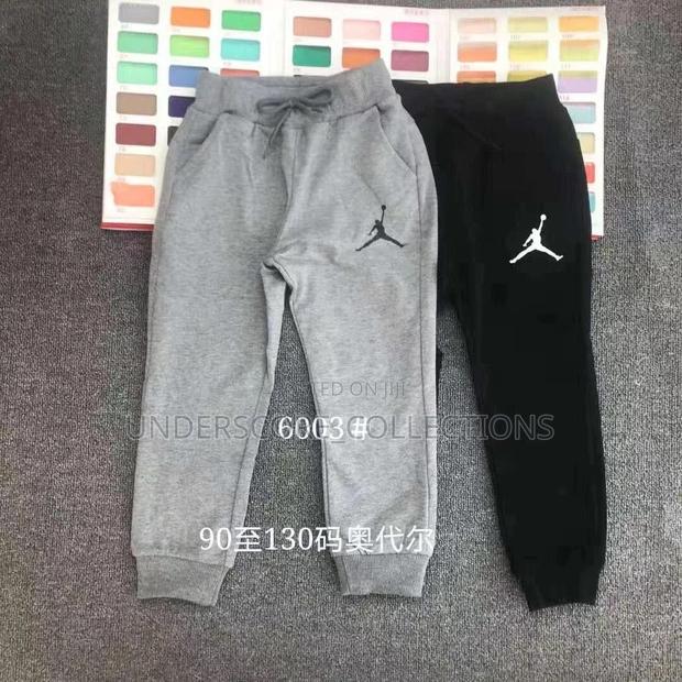 Classy Unisex Sweatpants - thumbnail 4