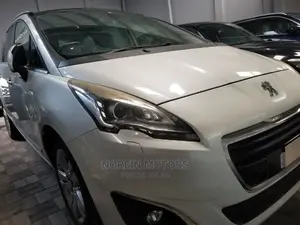 Peugeot 5008 1.6 HDi Active 2014 White