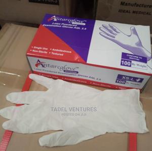 Powdered Gloves - main view