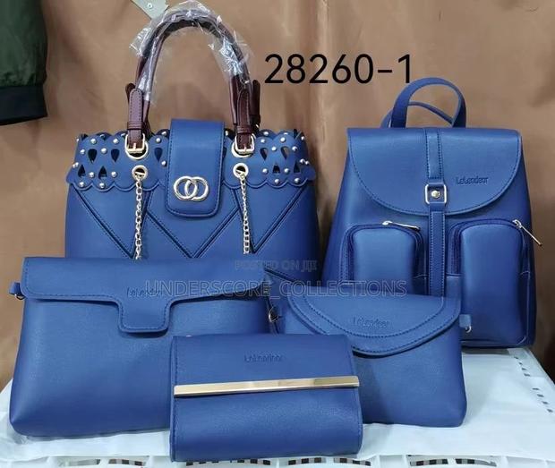 Unique Quality Handbag - thumbnail 2