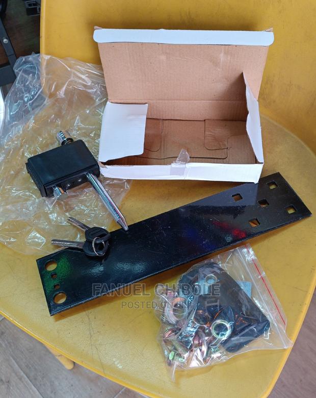 Automatic Pin Type Gear -lock