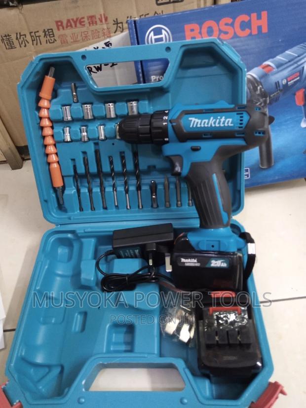 21v Makita Cordless Drill - thumbnail 2
