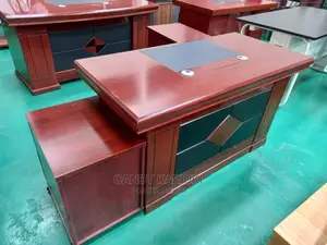 1.6m Modern Office Desk
