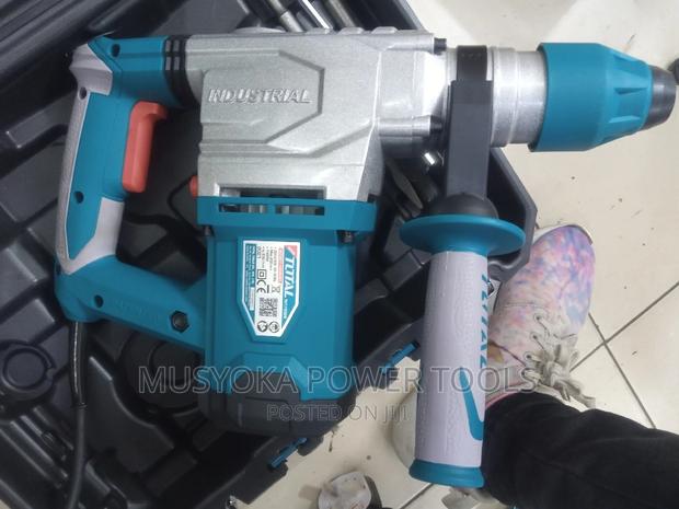 TOTAL Rotary Hammer 1500W - thumbnail 6