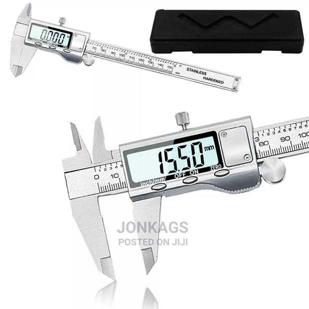 Metallic Electronic Digital Calipers - main view