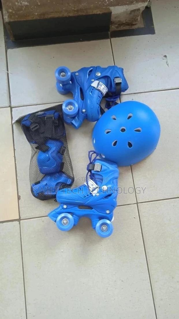 Blue 4 Skates Wheel - main view
