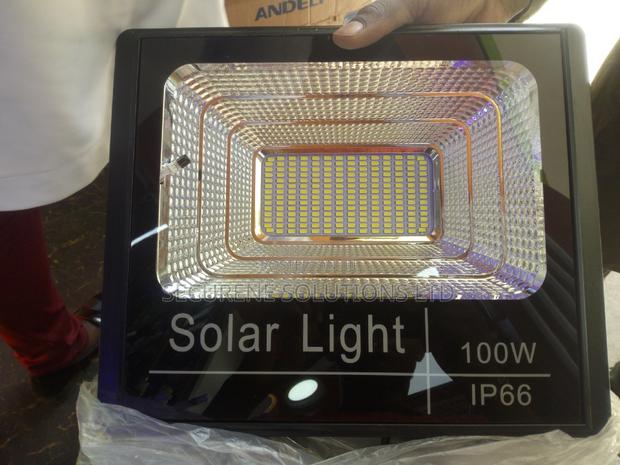 Solar LED Flood Light 100 Watts - thumbnail 3