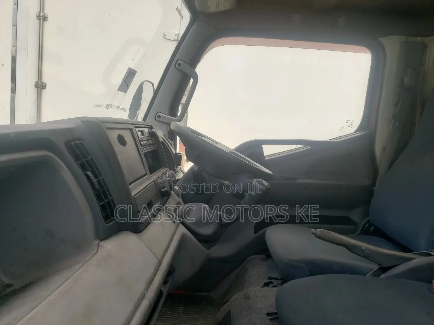 Mitsubishi Canter, 3000cc Manual Diesel, 3 Ton Capacity