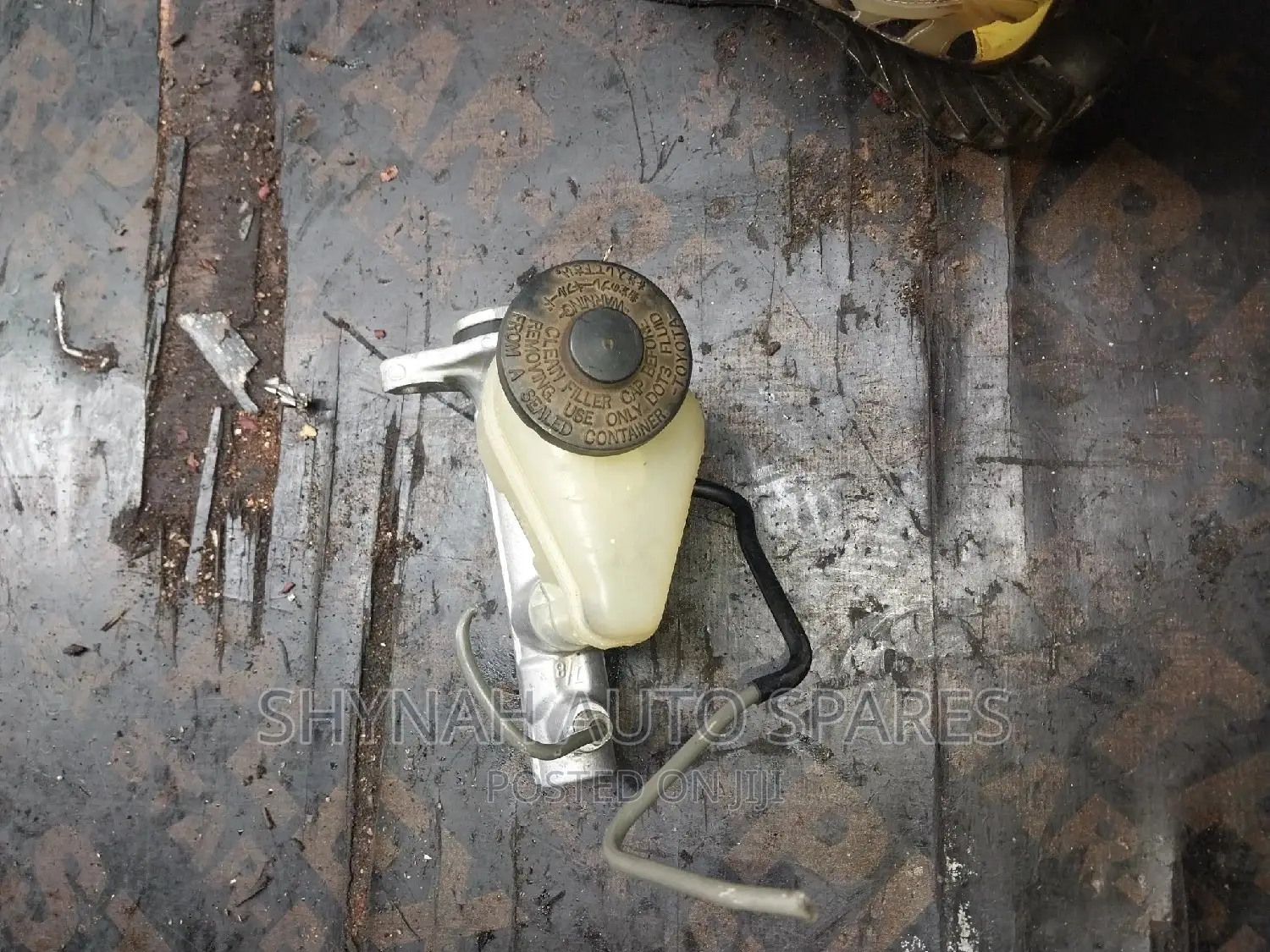 Toyota 90 Brake Master Cylinder