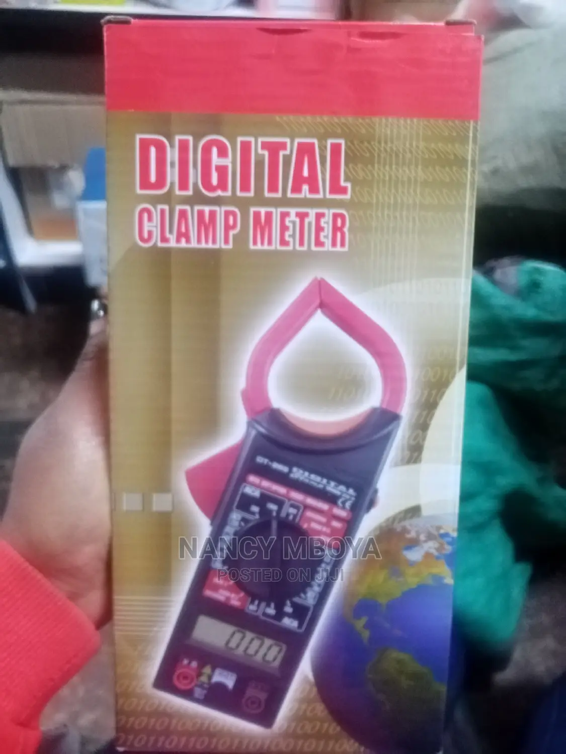 Digital Clamp Meter