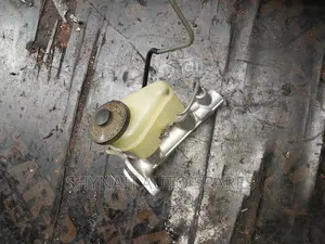Toyota 101 Brake Master Cylinder