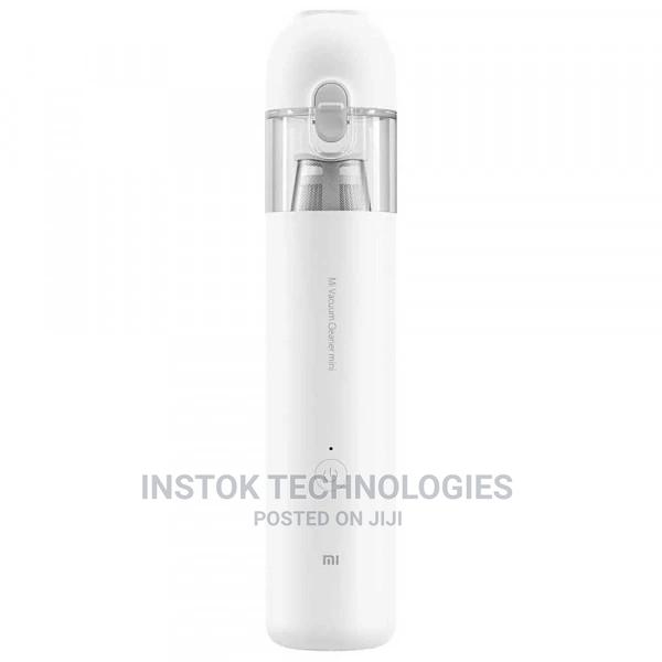 Xiaomi Mi Mini Vacuum Cleaner - White