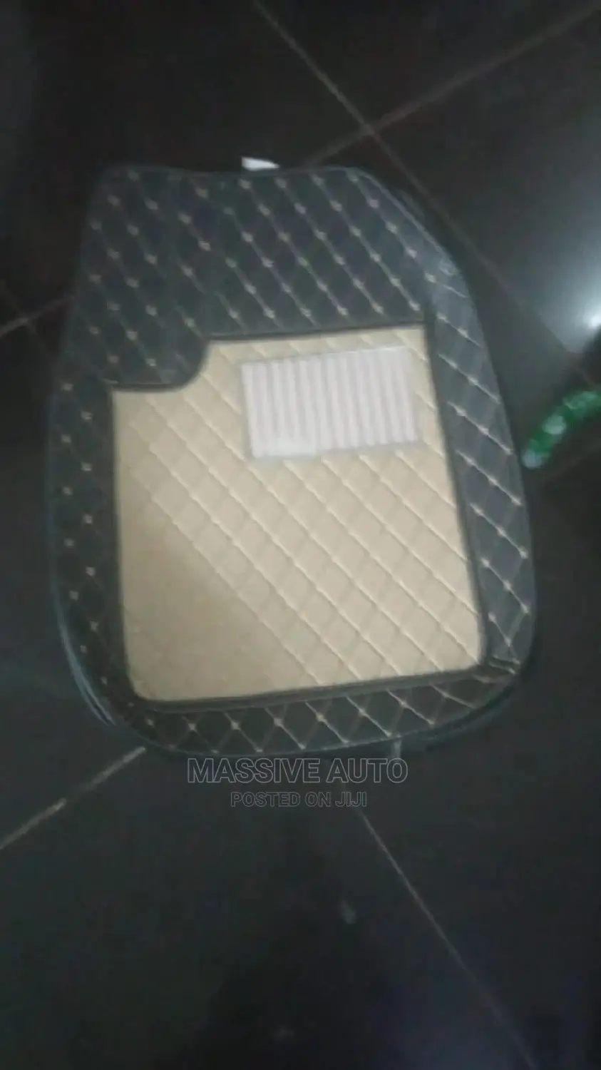 Baige Black 3d Car Floor Mats