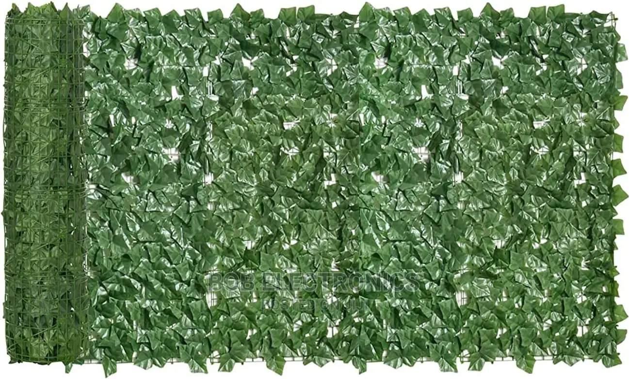 Artificial Leafy Hedge