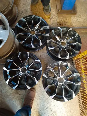 Mazdo Demio Sport Rims Size 14