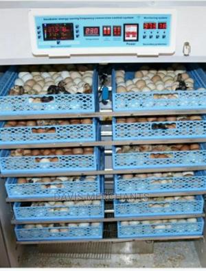 1056 Eggs Automatic Incubator - thumbnail 2