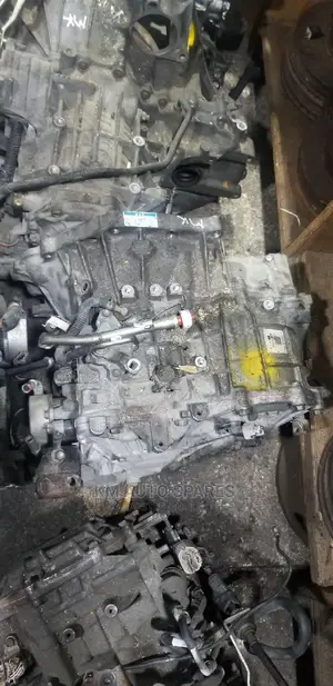 Toyota Sienta Gearbox, 1nz Engine.