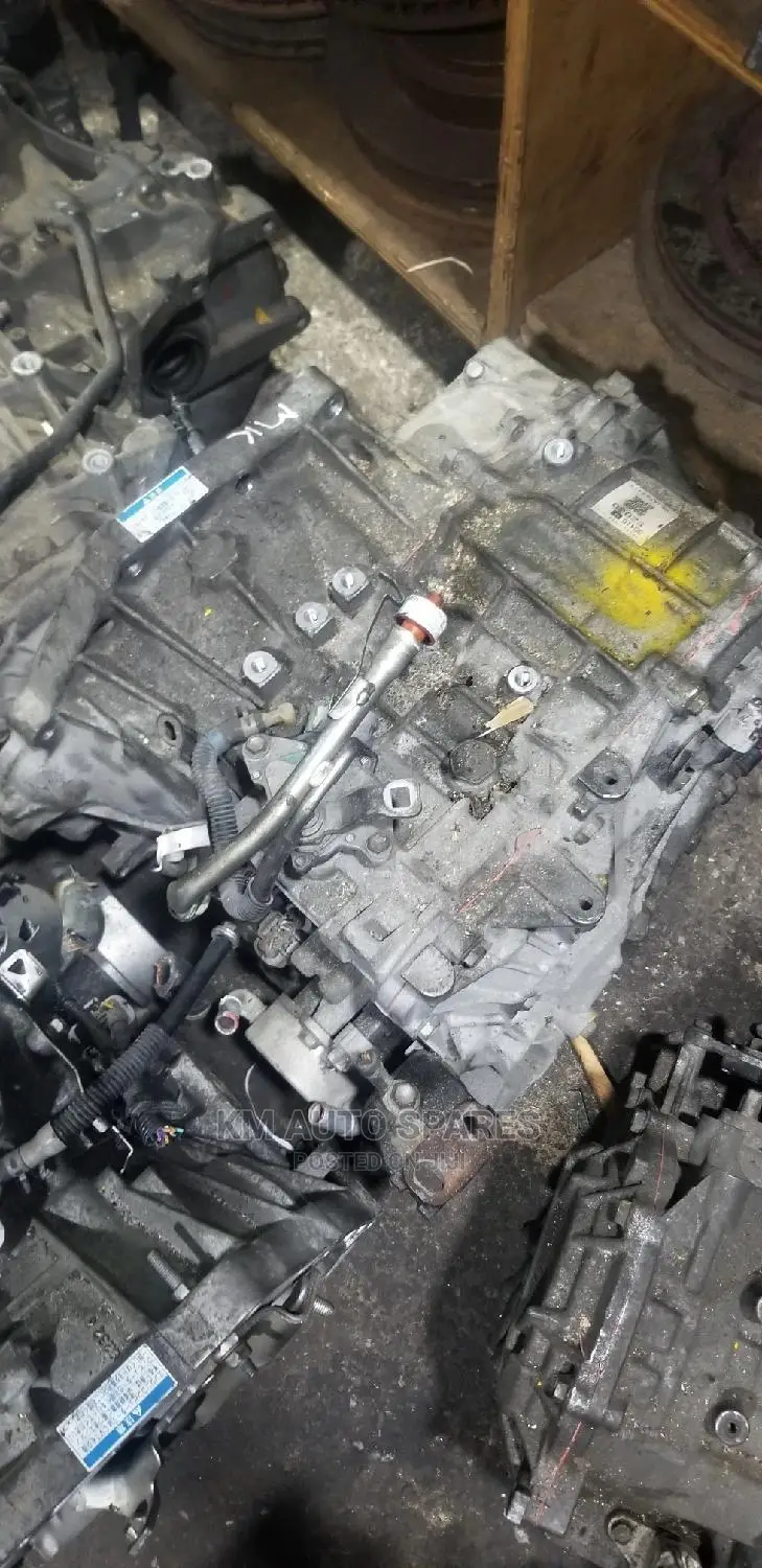 Toyota Sienta Gearbox, 1nz Engine.
